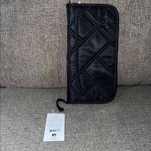 Lug Midnight Black Tango SE